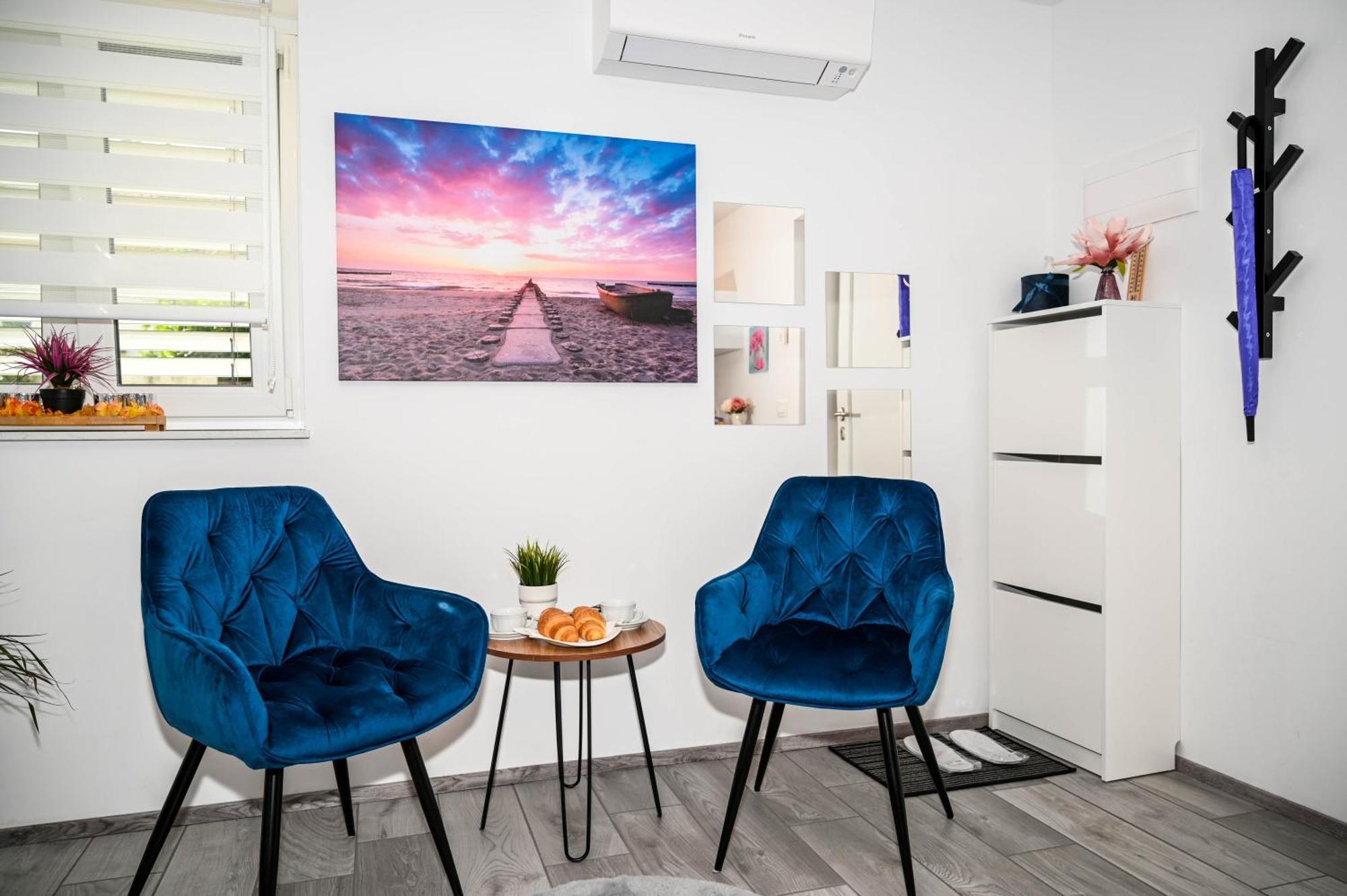 Blue Apartment With Free Parking Любляна Екстер'єр фото